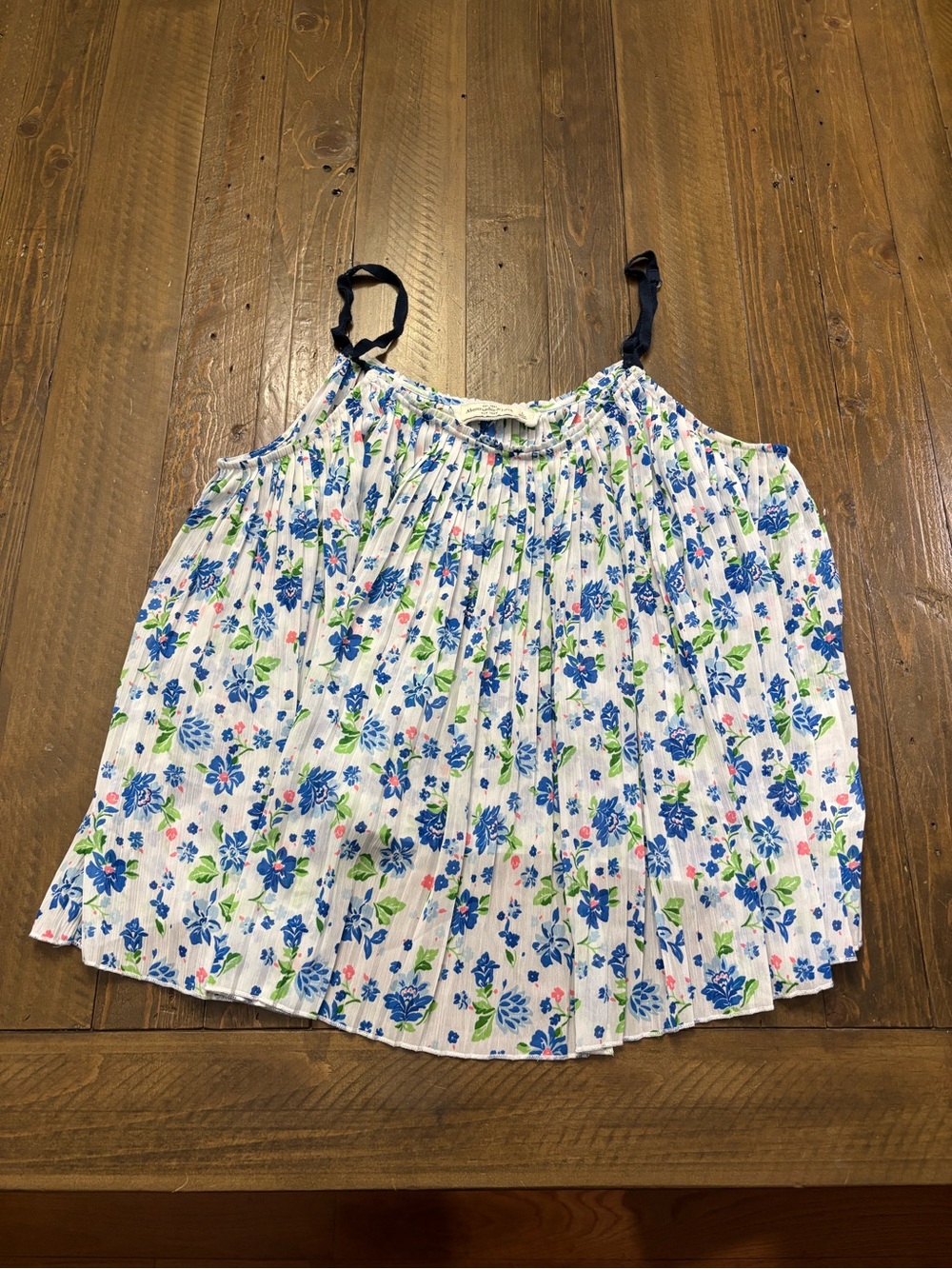 Abercrombie & Fitch White Floral Pleated Tank with Blue & Pink Print